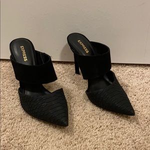 Express black heels